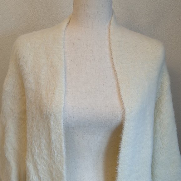 Anthropologie Cozy Nights Kimono - Picture 9 of 9